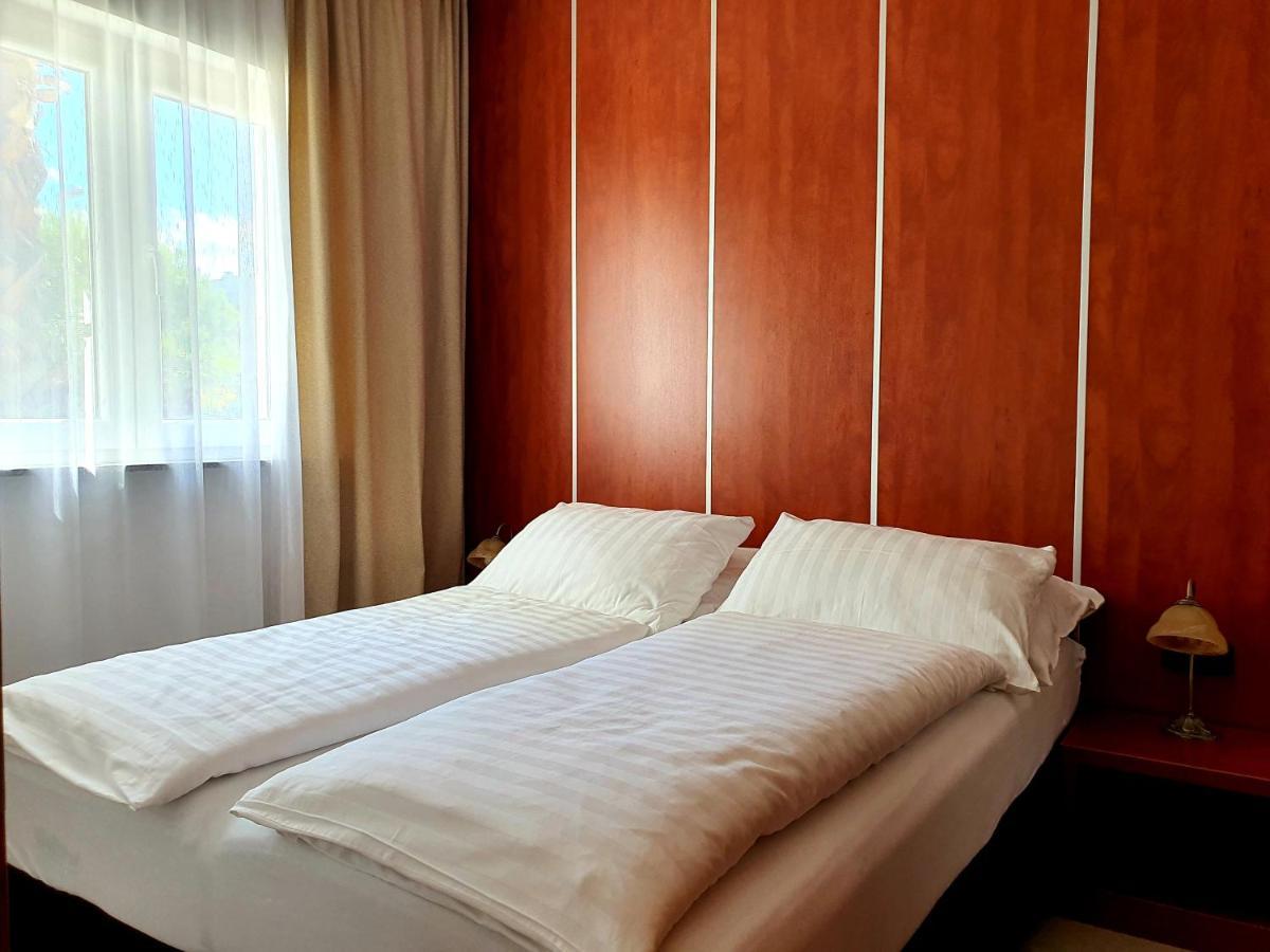 פאקוסטאן Boutique Hotel Bora & Villas Garamm מראה חיצוני תמונה