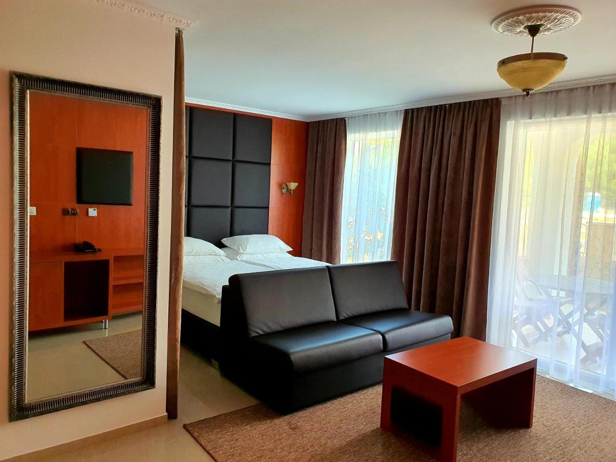 פאקוסטאן Boutique Hotel Bora & Villas Garamm מראה חיצוני תמונה