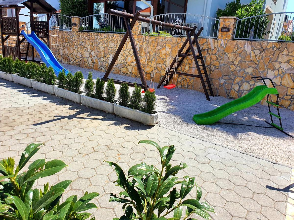 פאקוסטאן Boutique Hotel Bora & Villas Garamm מראה חיצוני תמונה