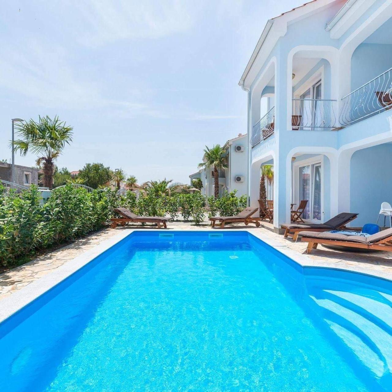 פאקוסטאן Boutique Hotel Bora & Villas Garamm מראה חיצוני תמונה